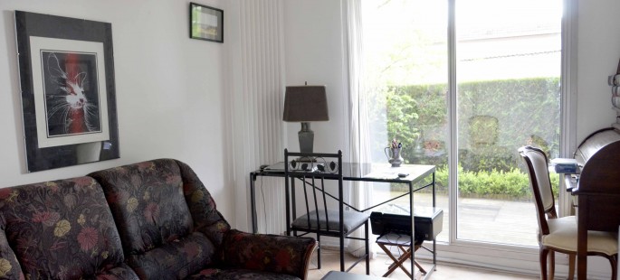 chambre 2 donnant sur la terrasse