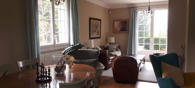 Livingroom and Dining together