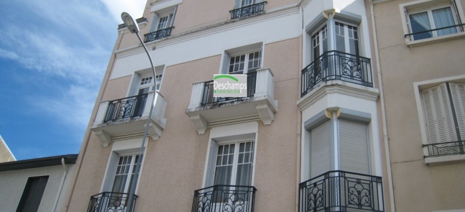 Appartement F3 traversant coeur Jeanne d’Arc Appartement F3 traversant coeur Jeanne d’Arc