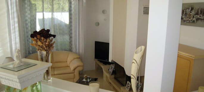 Image1