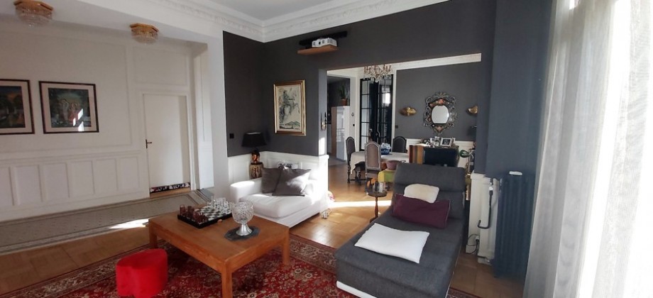 EXCLU – Luxueux appartement 154m² face parcs EXCLU – Luxueux appartement 154m² face parcs