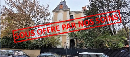 EXCLUSIVITÉ – SUPERBE HÔTEL PARTICULIER EXCLUSIVITÉ – SUPERBE HÔTEL PARTICULIER