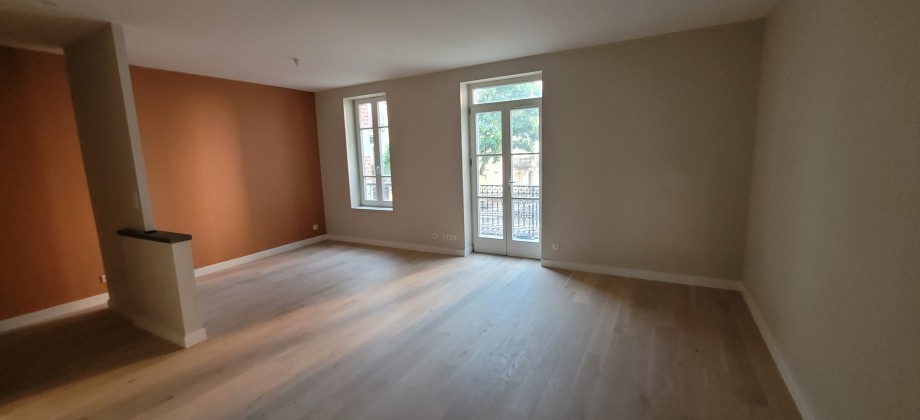 APPARTEMENT RÉNOVÉ APPARTEMENT RÉNOVÉ