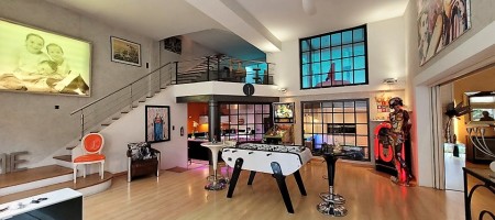 SUPERBE LOFT CONTEMPORAIN SUPERBE LOFT CONTEMPORAIN