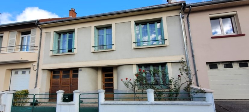 EXCLUSIVITÉ – Maison Vichy – Garage, jardin EXCLUSIVITÉ – Maison Vichy – Garage, jardin