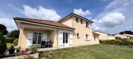 SUPERBE VILLA – VIE DE PLAIN PIED SUPERBE VILLA – VIE DE PLAIN PIED