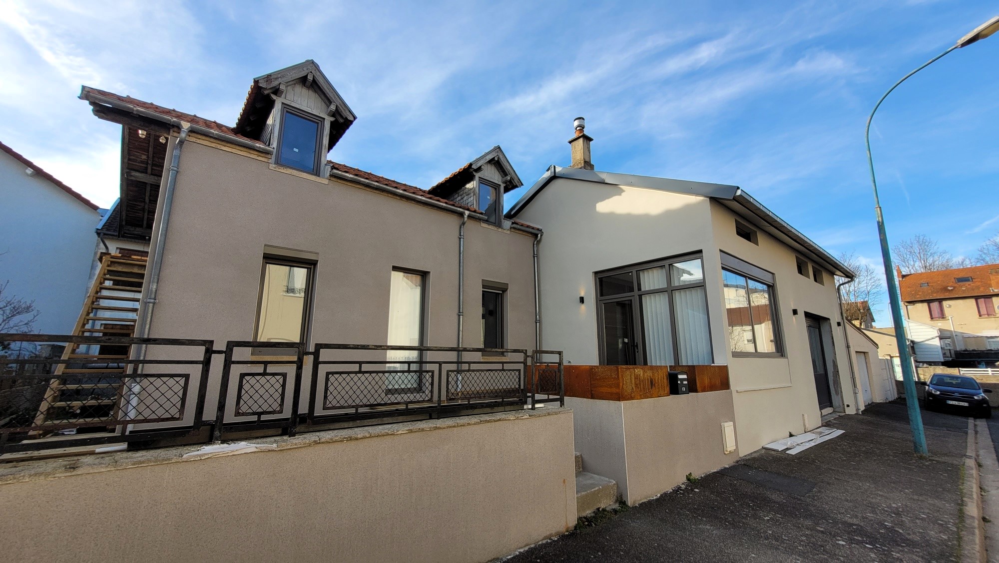 MAISON ENTIEREMENT RENOVÉE