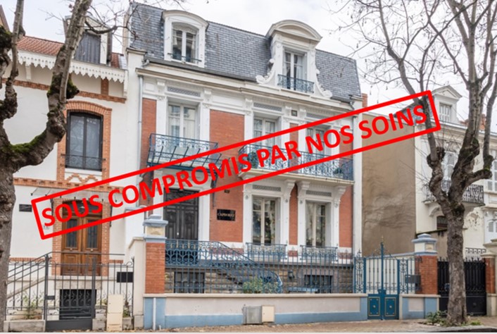 SOUS COMPROMIS PAR NOS SOINS