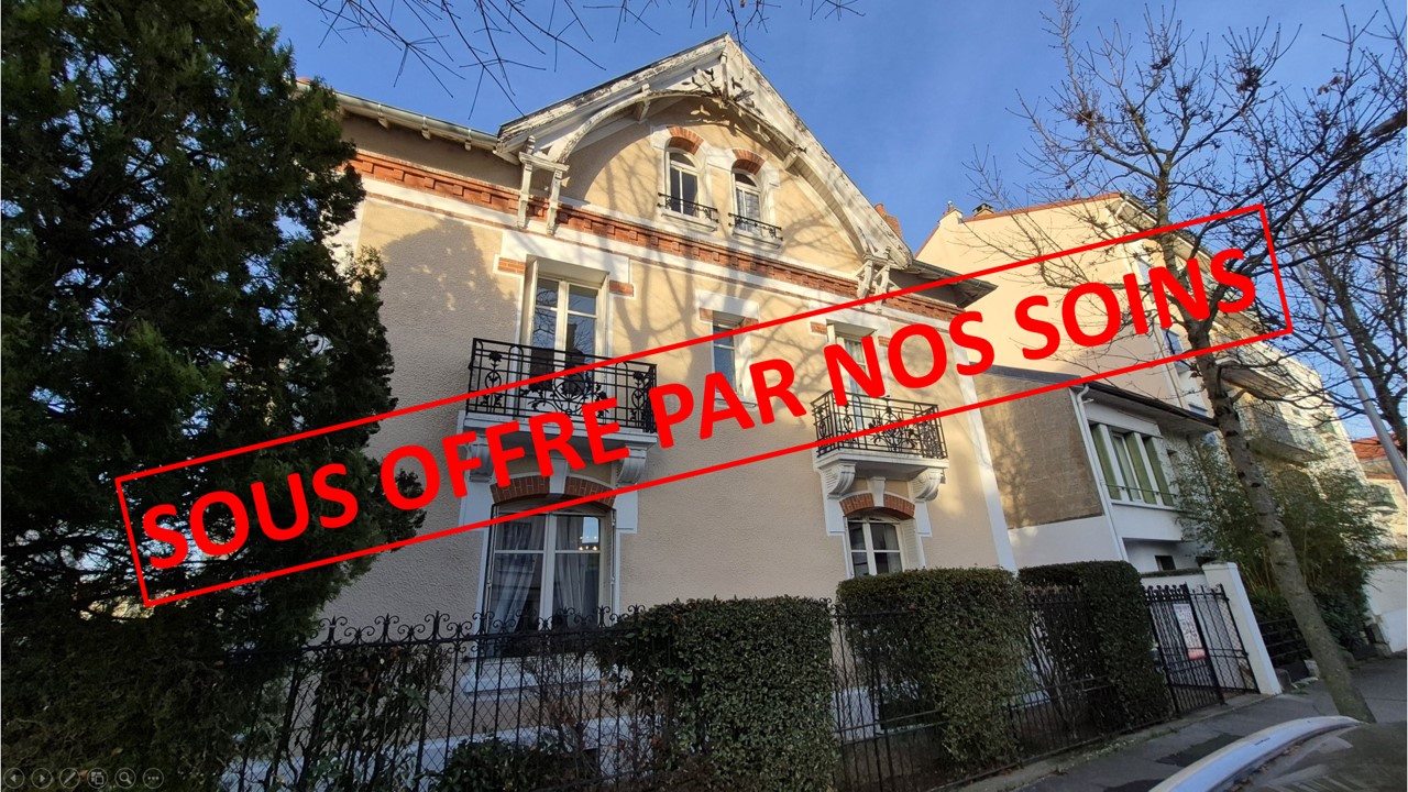 SUPERBE MAISON DE CATACTERE